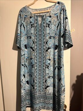 Avenue Blue and Black Paisley Print Shift Dress
